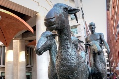 Wary sheep, Paternoster Square