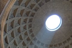 Oculus in dome of Pantheon