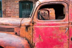 Abandoned truck, Distillery District